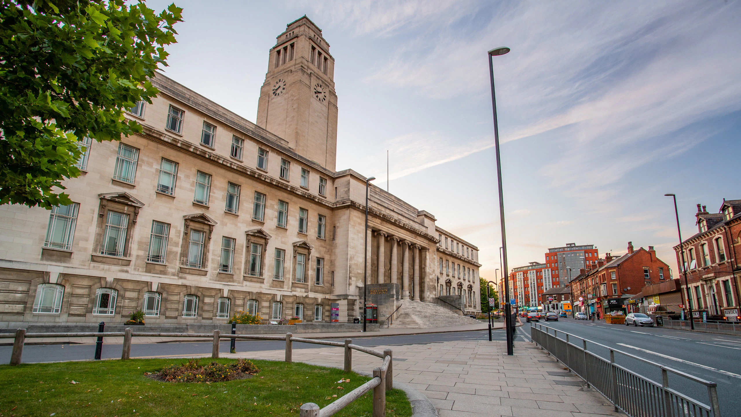 412012-University-Of-Leeds